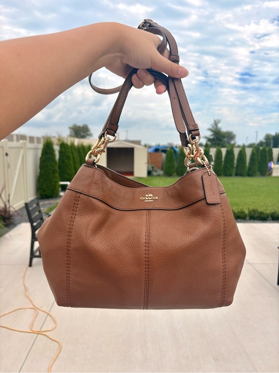 Coach Handbags - Coach Small Lexy Shoulder Bag